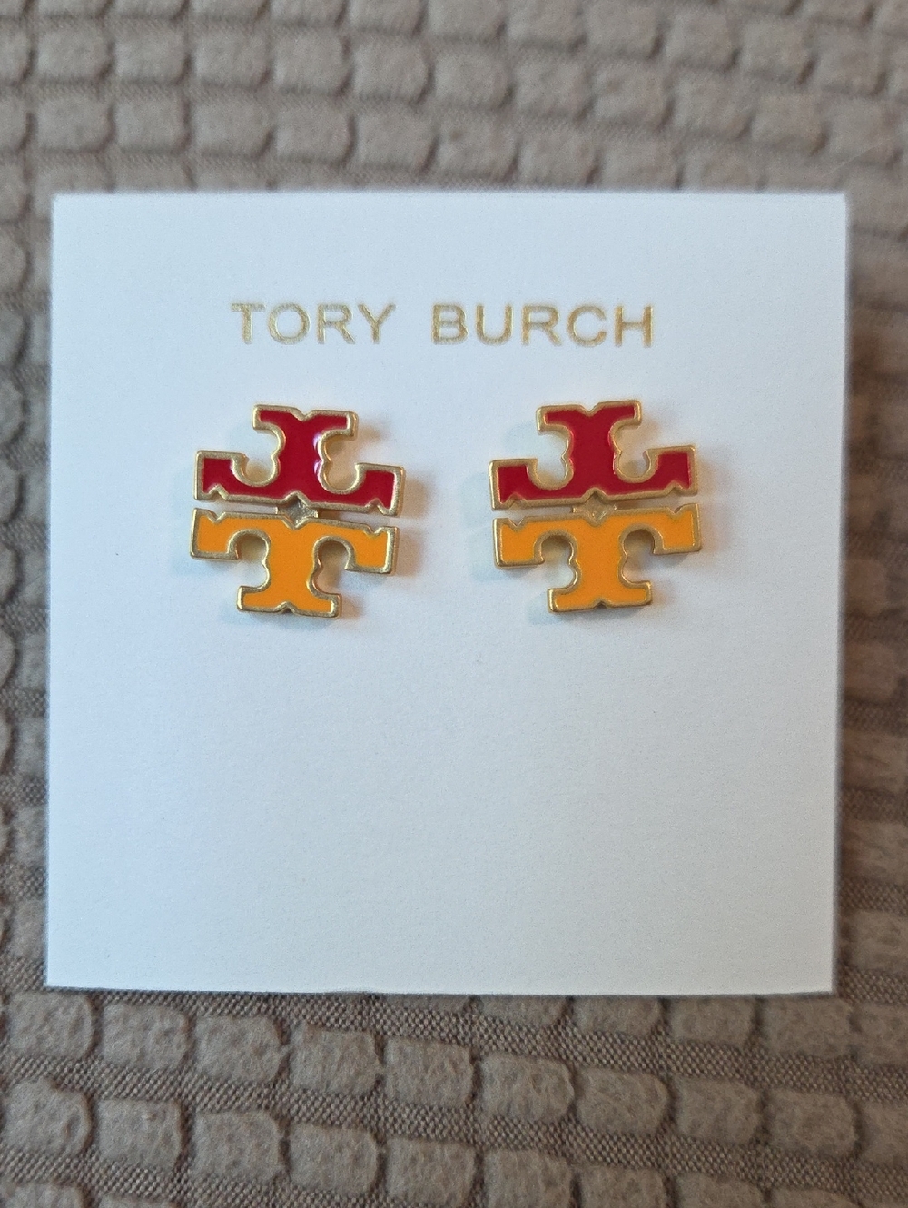 NWT Tory Burch Kira Enamel Puzzle Logo Stud Earrings in Red and Orange